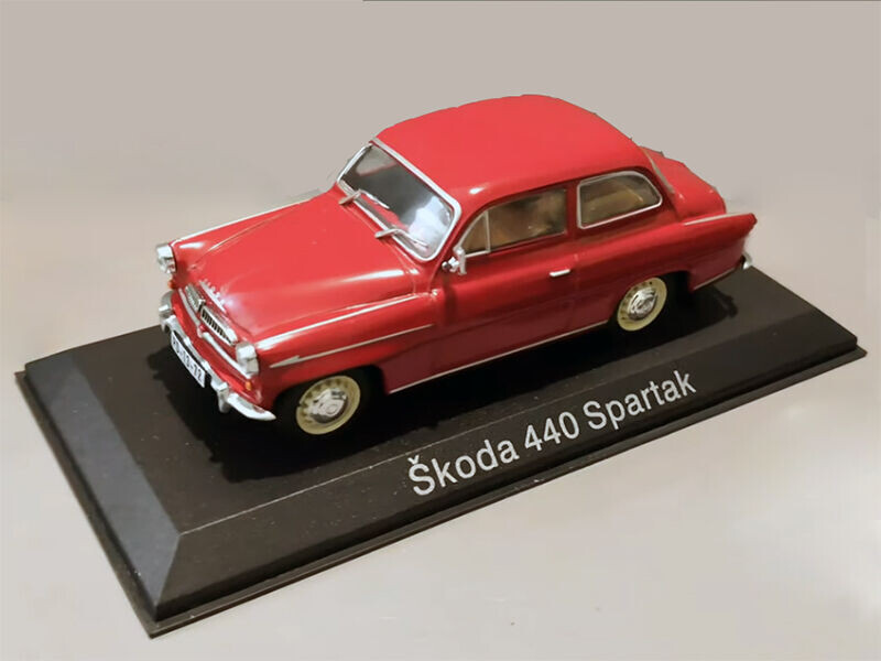 02 Škoda 440 Spartak 1957